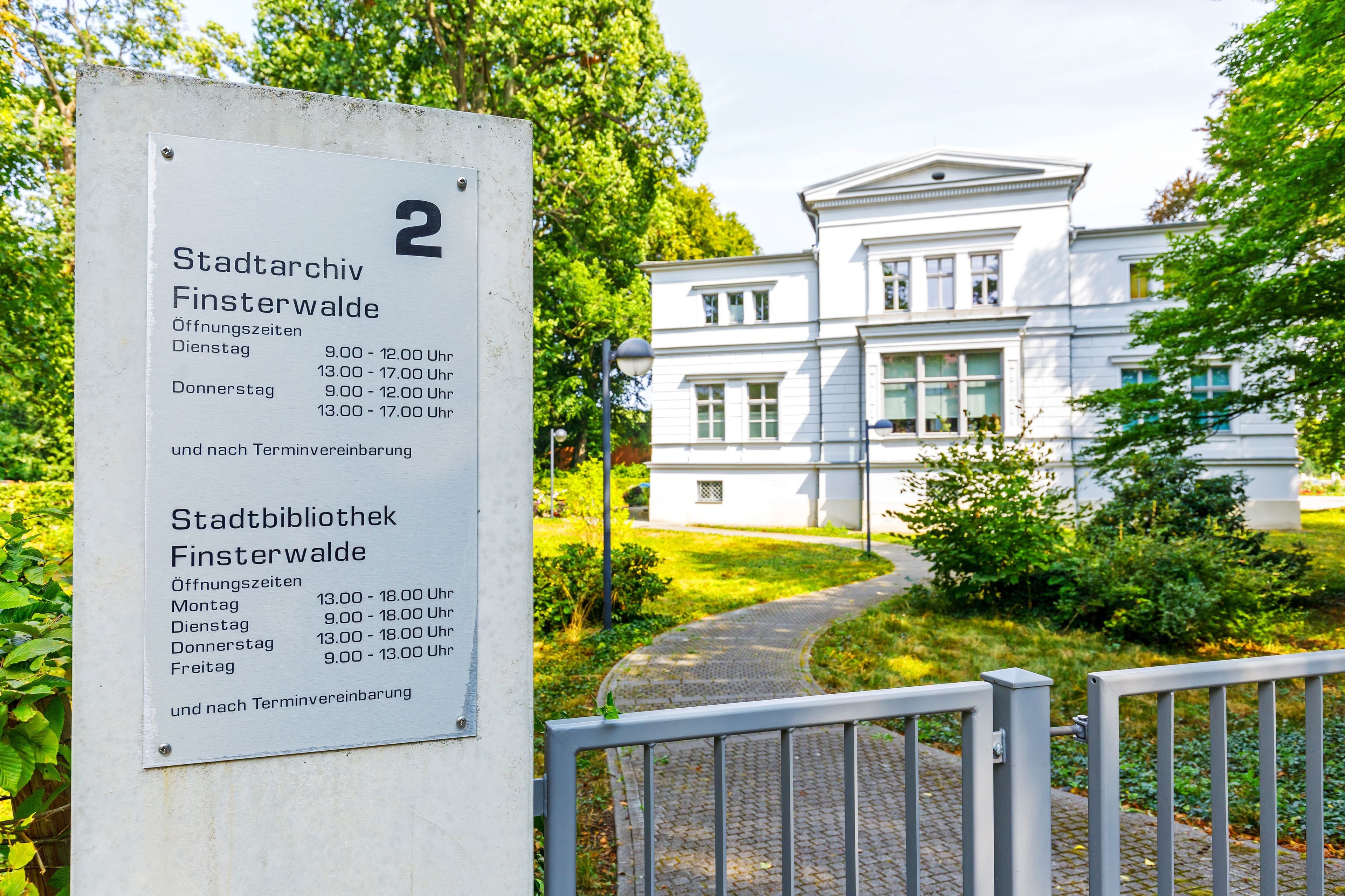 10 Jahre Stadtbibliothek in der Stadtvilla Finsterwalde