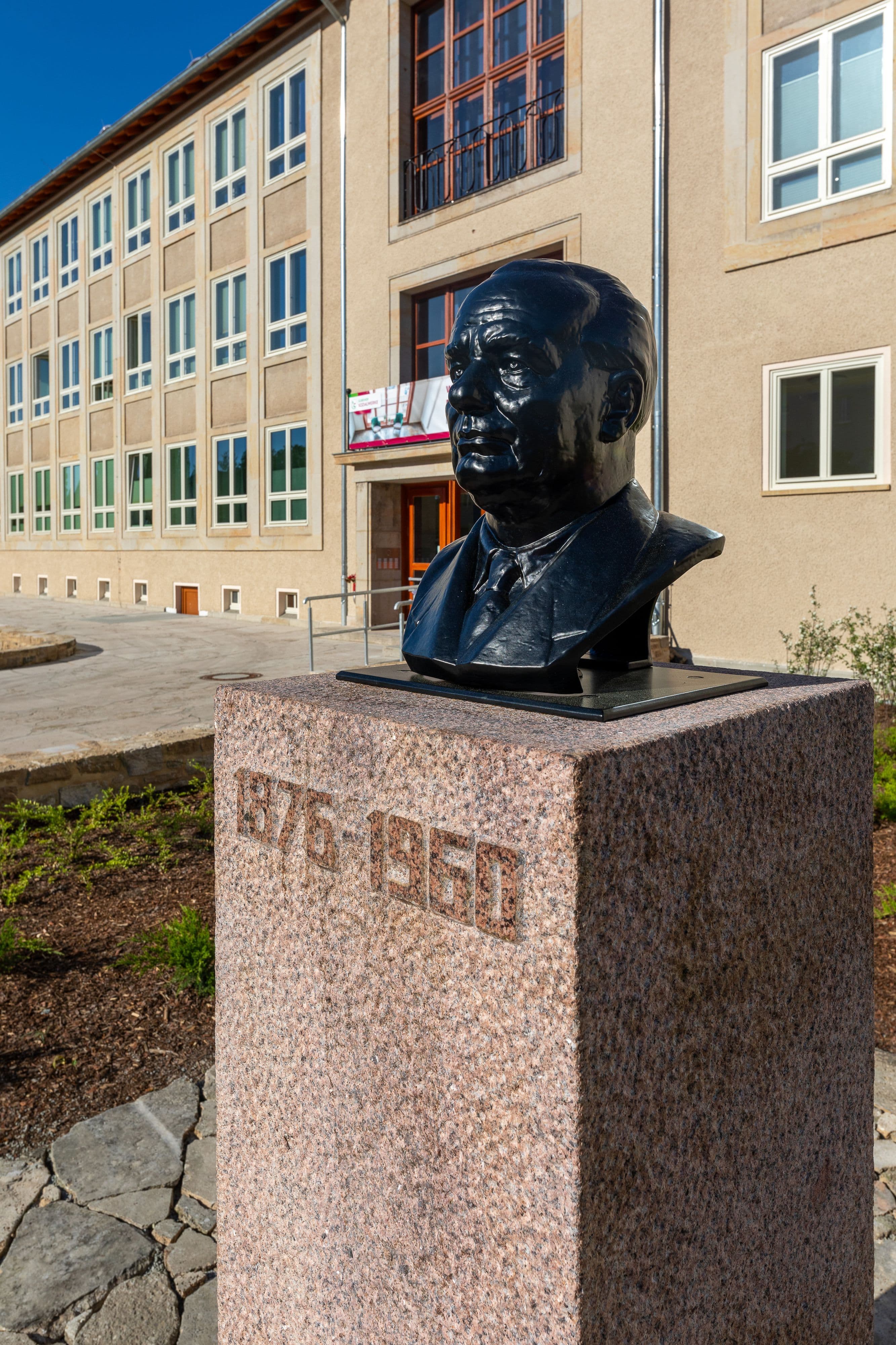 Guben ehrt Wilhelm Pieck zum 150. Geburtstag