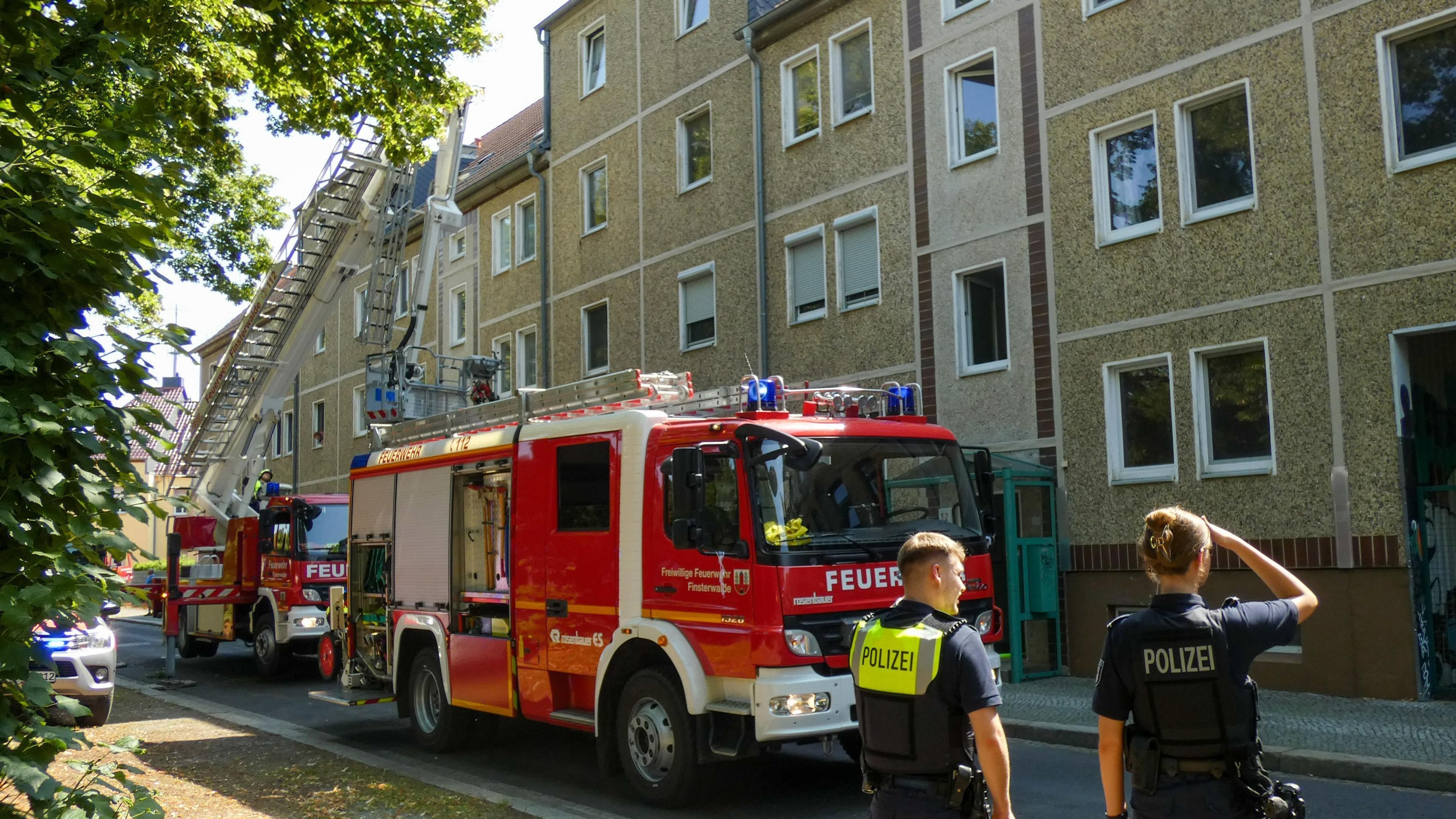 Küchenbrand in Mehrfamilienhaus schnell gelöscht