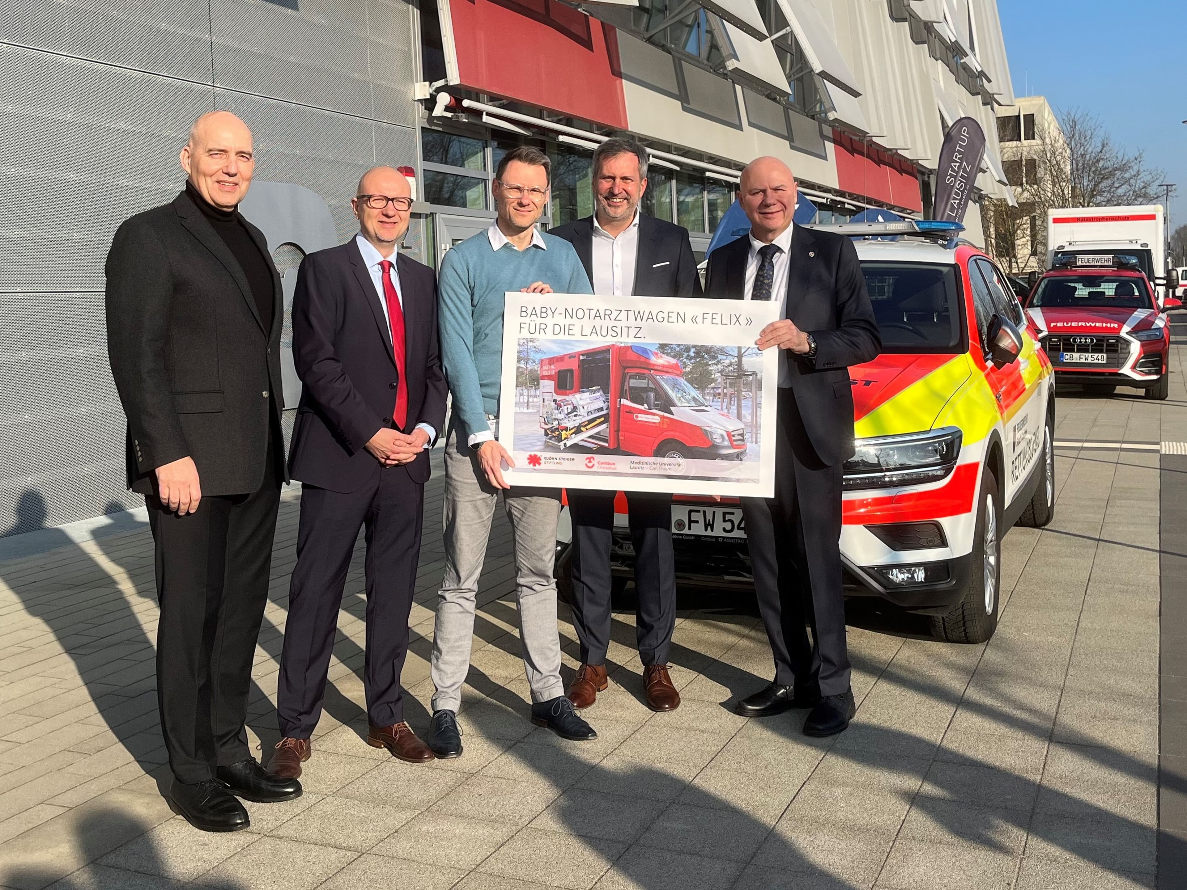 Revolution in der Notfallmedizin: Cottbus bringt Baby-Notarztwagen