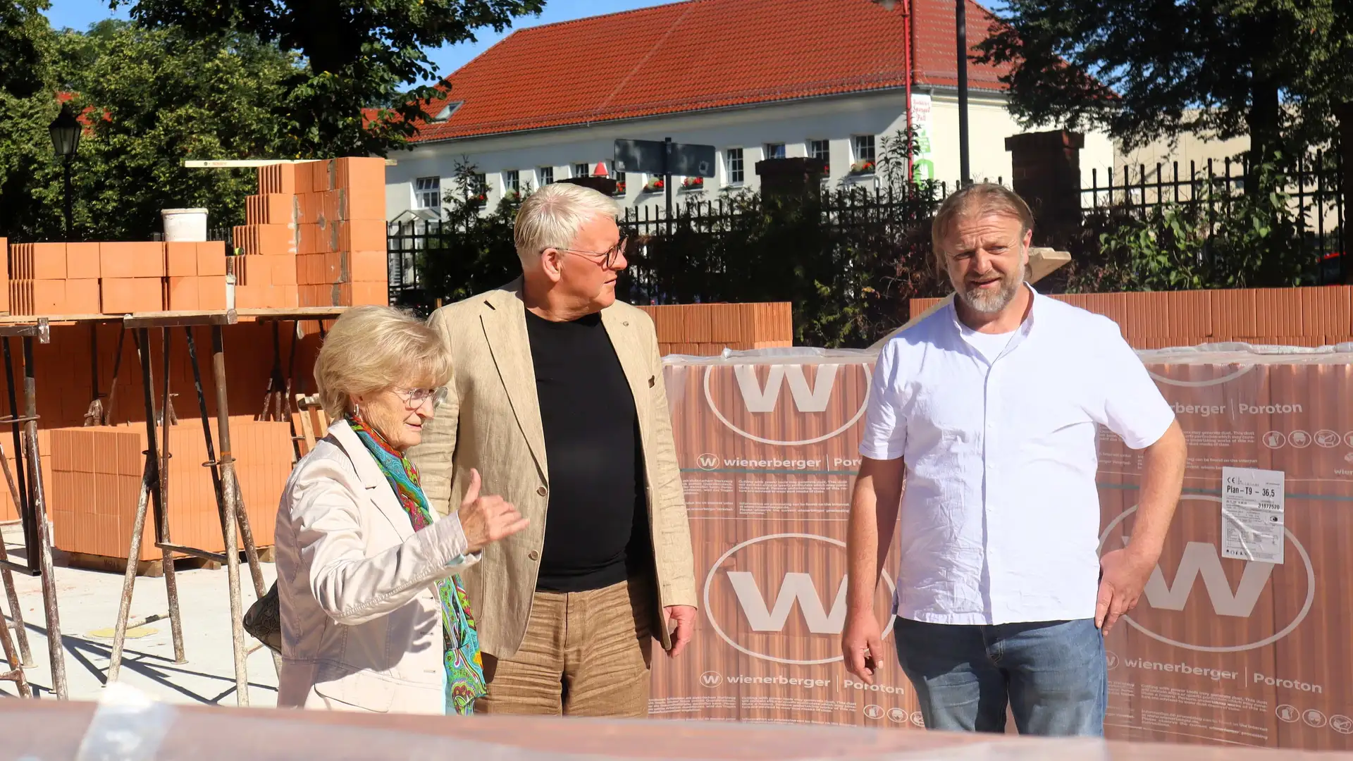 Neubau der Mensa an der Diesterweg-Grundschule startet