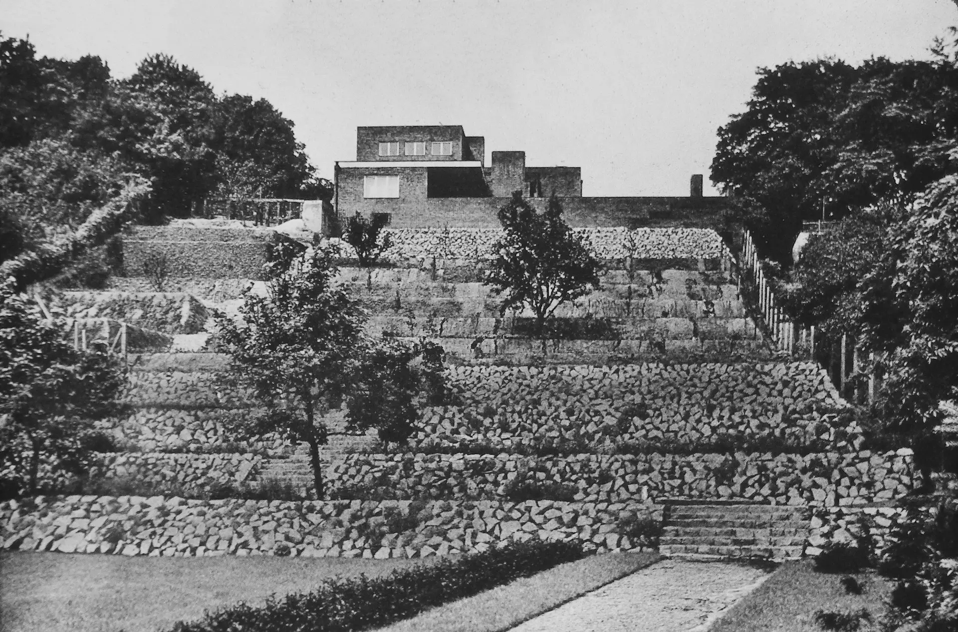 Ansicht der Villa Wolf.