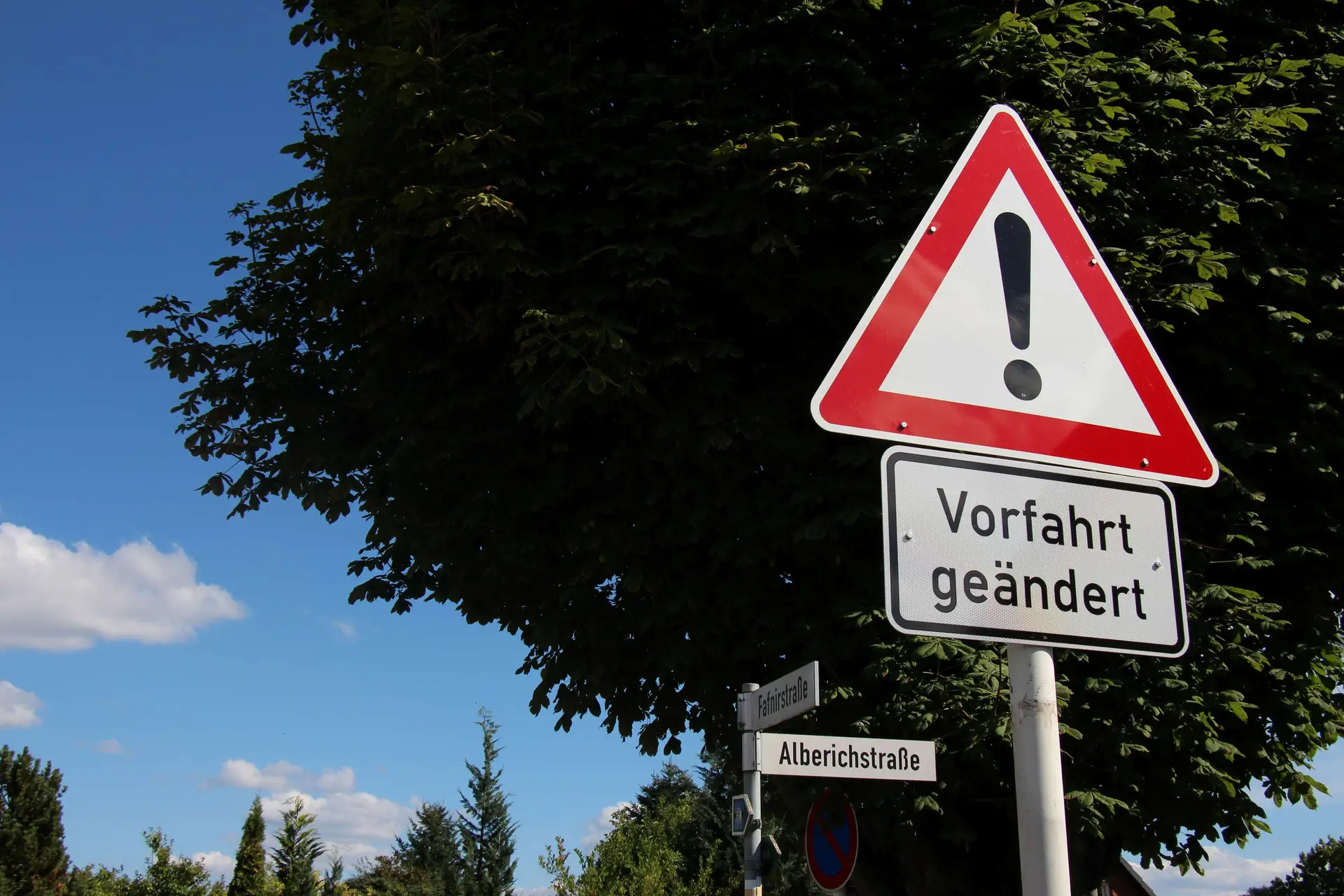 Tempo 30 und „Rechts vor Links“ in Bernau Süd